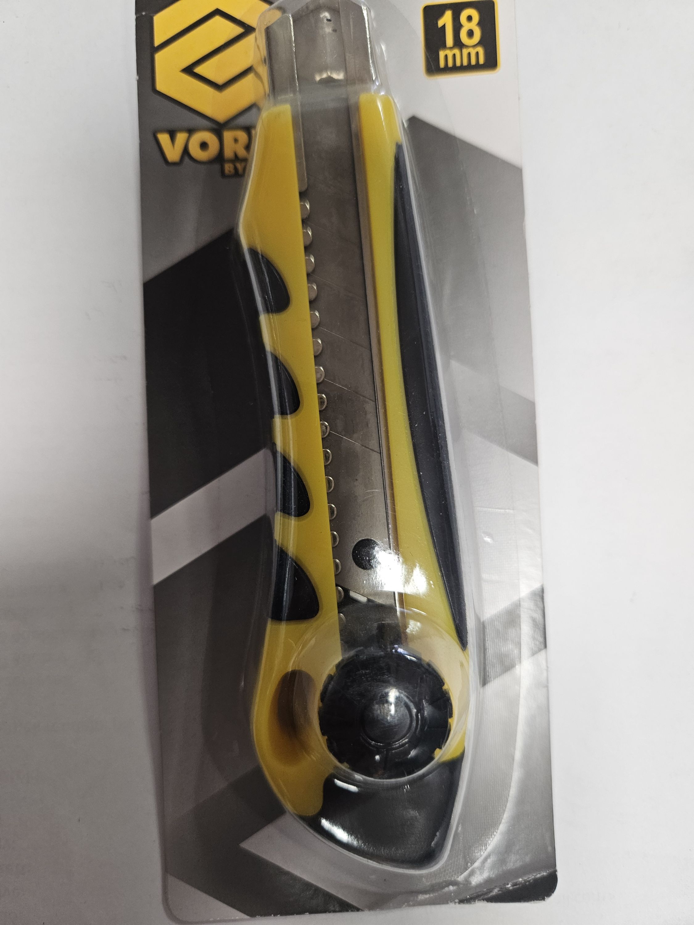VOREL Tapétavágó 18mm tekerős termék fő termékképe