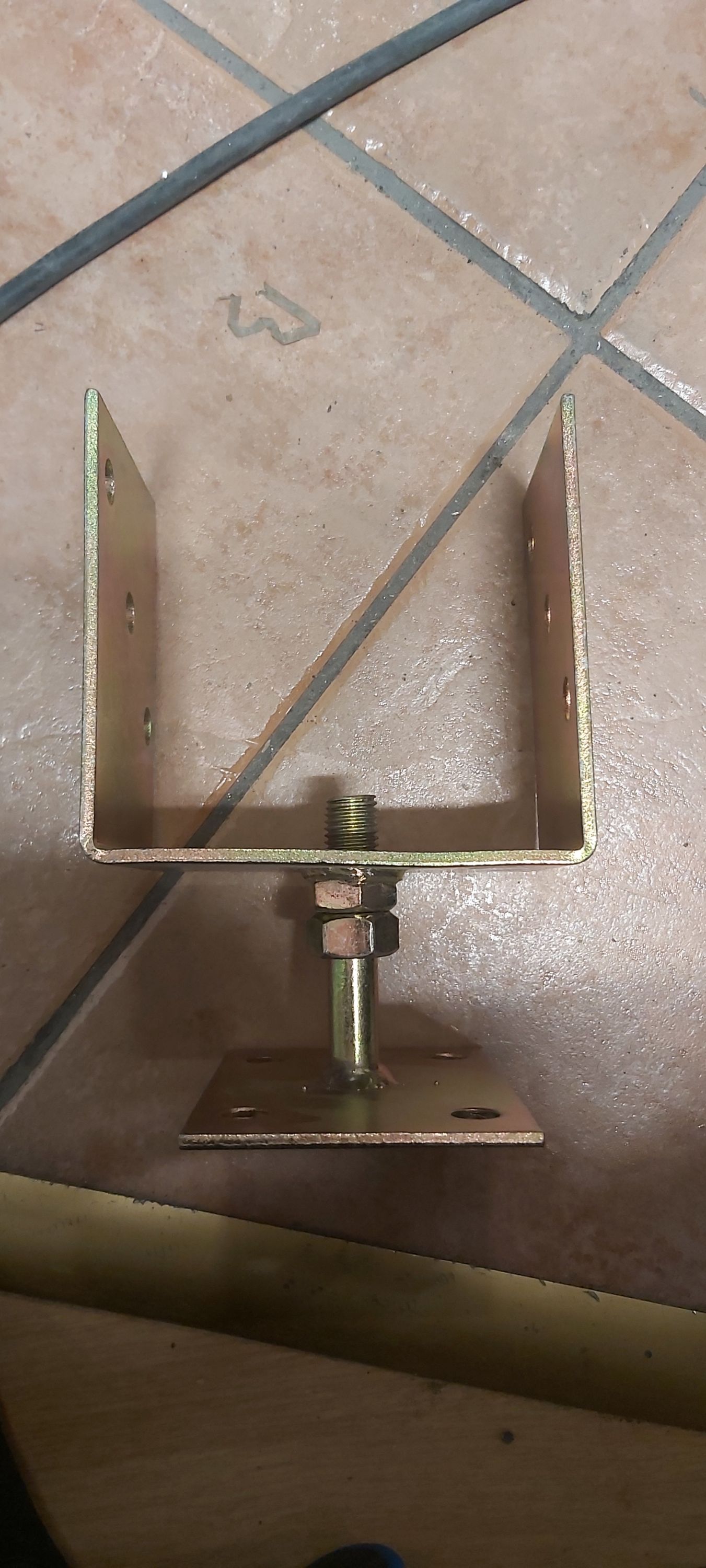 Gerendatalp, lefúrható talpas, állítható magasságú 120 x 85 termék fő termékképe