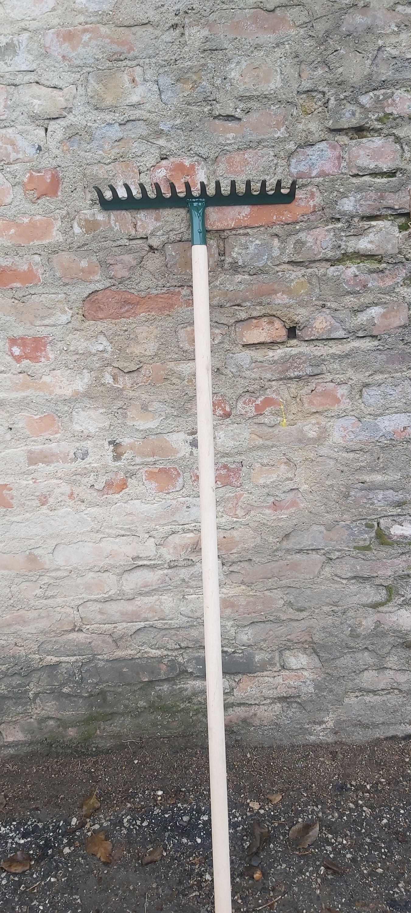 Gereblye + nyél 14fog termék fő termékképe