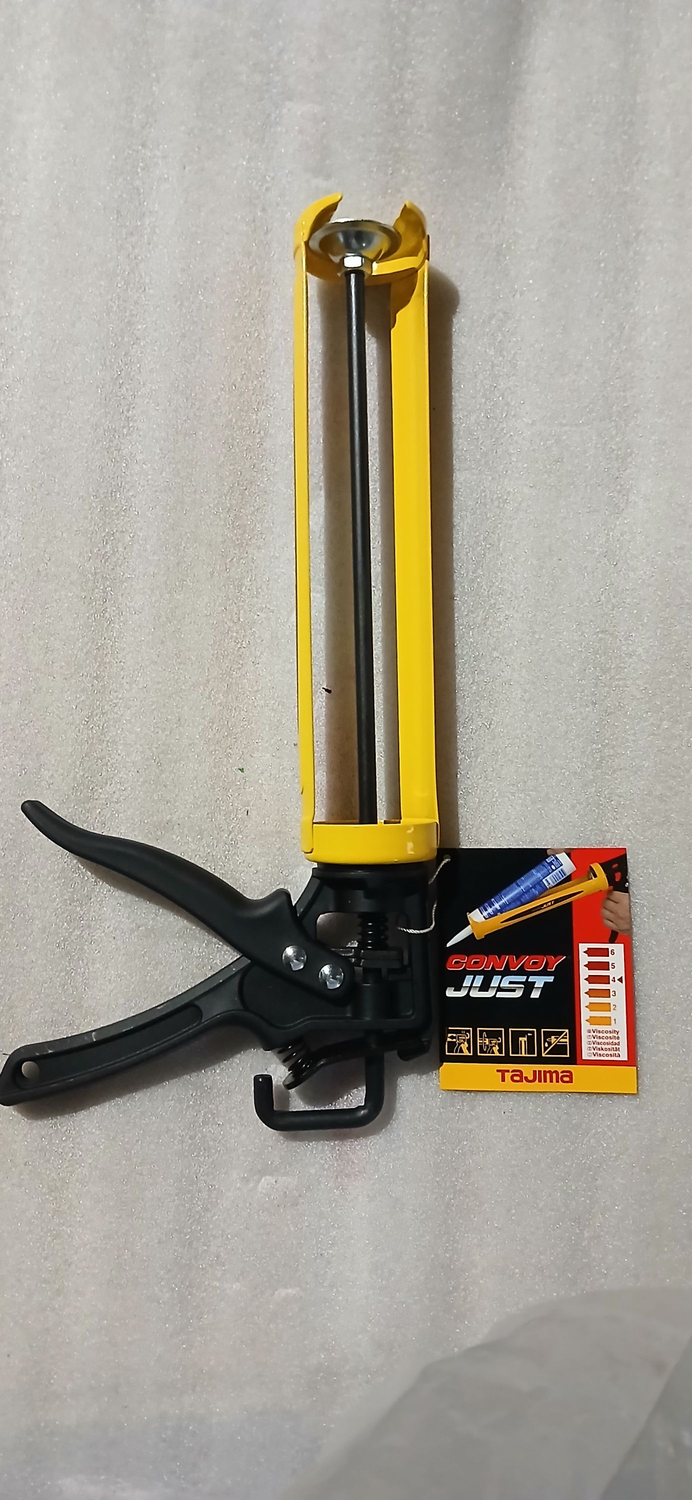 TAJIMA Convoy Just Kittkinyomó pisztoly 310 ml automata kifolyásgátló rendszerrel termék fő termékképe