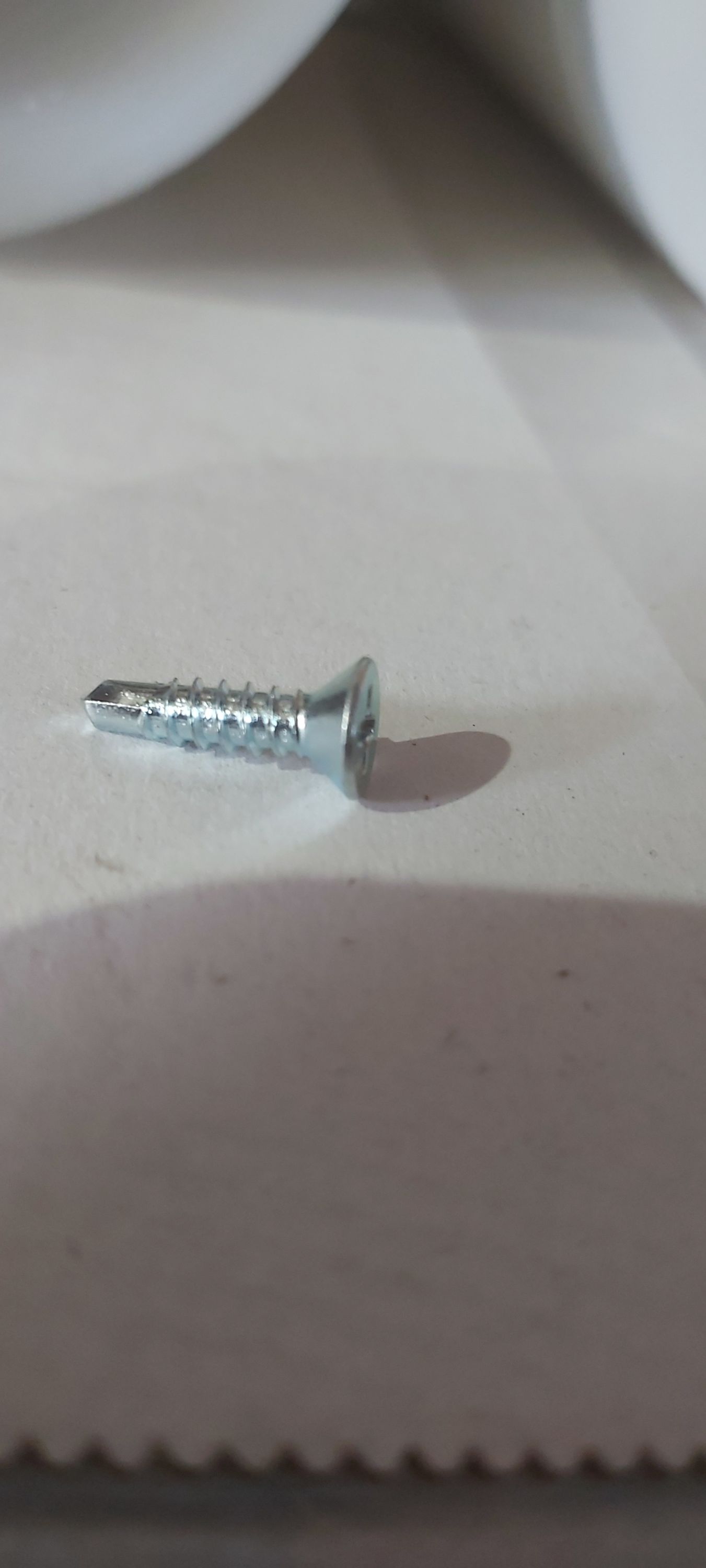 Ablaképítő csavar Önfúrós 3,9 x 32 (Merevítésrögzítő csavar) termék fő termékképe