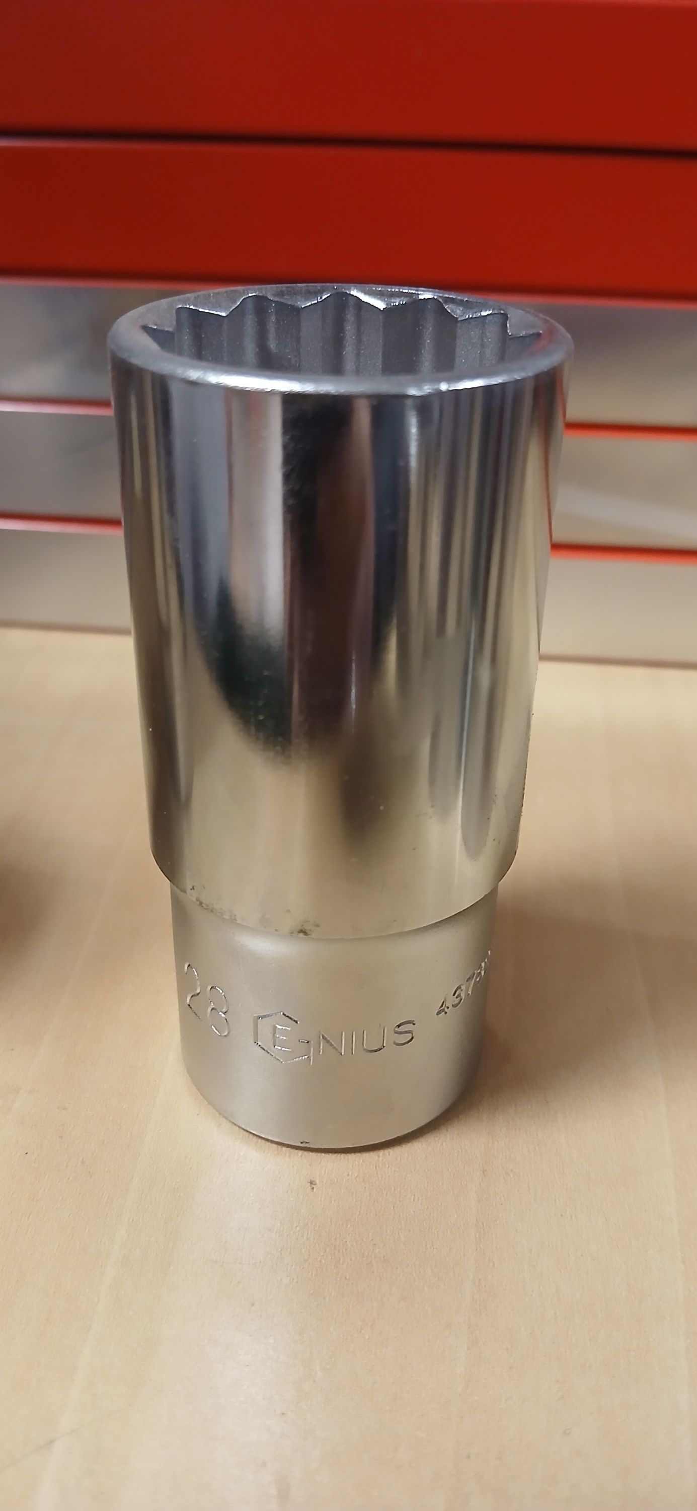 Genius Tools 437828 1/2"-os 12 lapú dugókulcs fej, hosszított kivitel, 28 mm termék fő termékképe