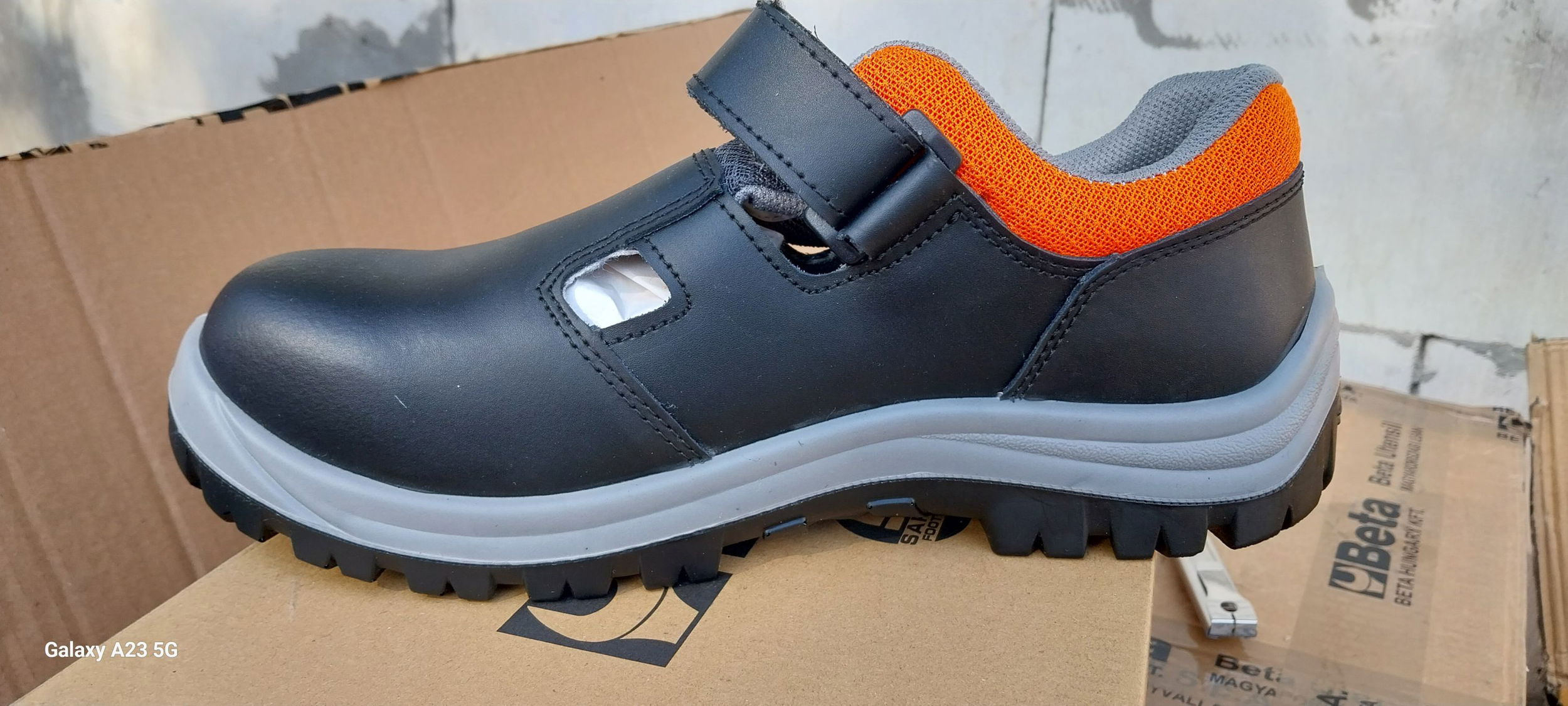 Beta munkavédelmi szandál 40-es basic bőr termék fő termékképe