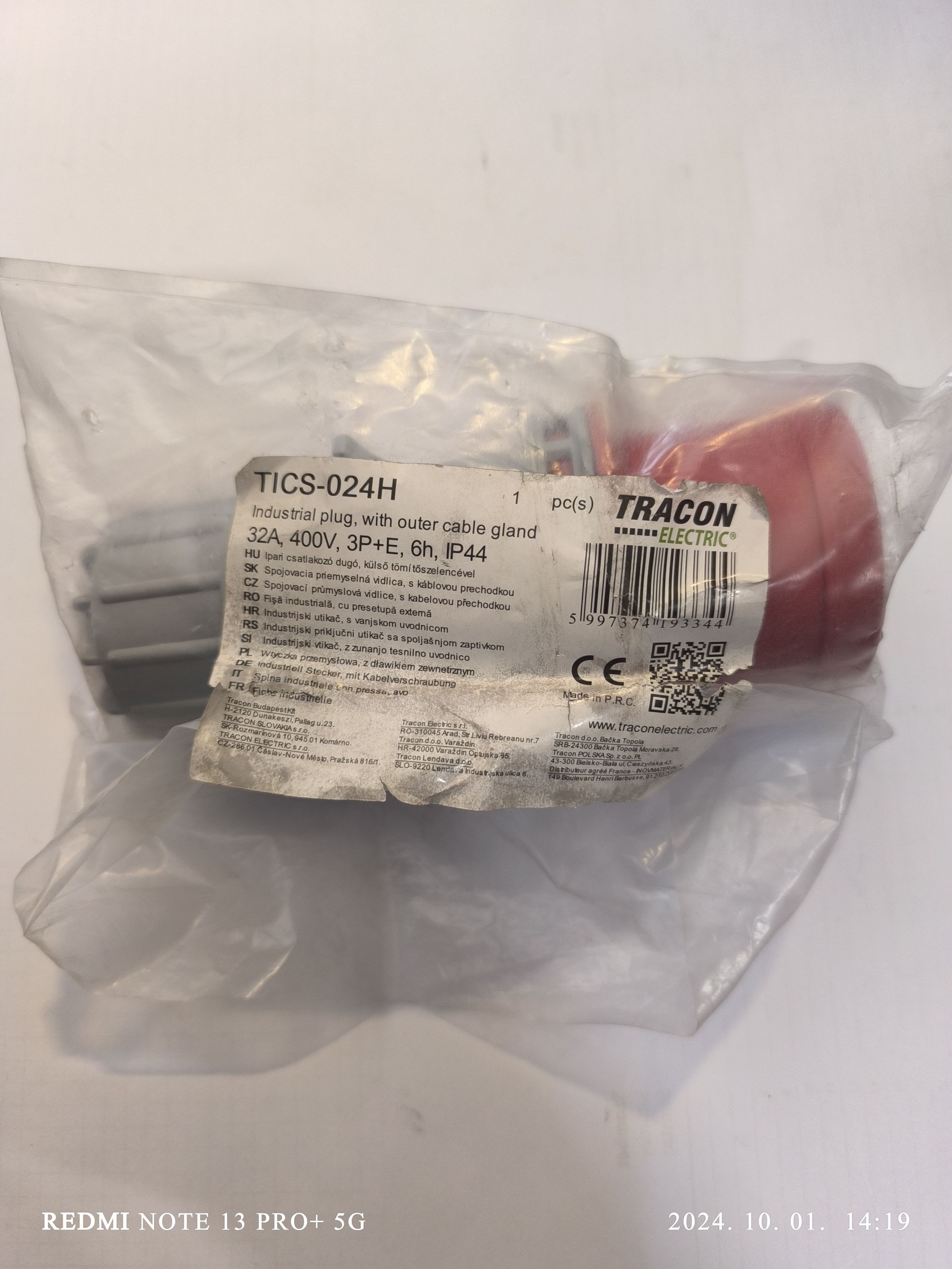 TRACON ipari csatlakozó dugó 4x32A 400V 3P+E IP44 termék fő termékképe