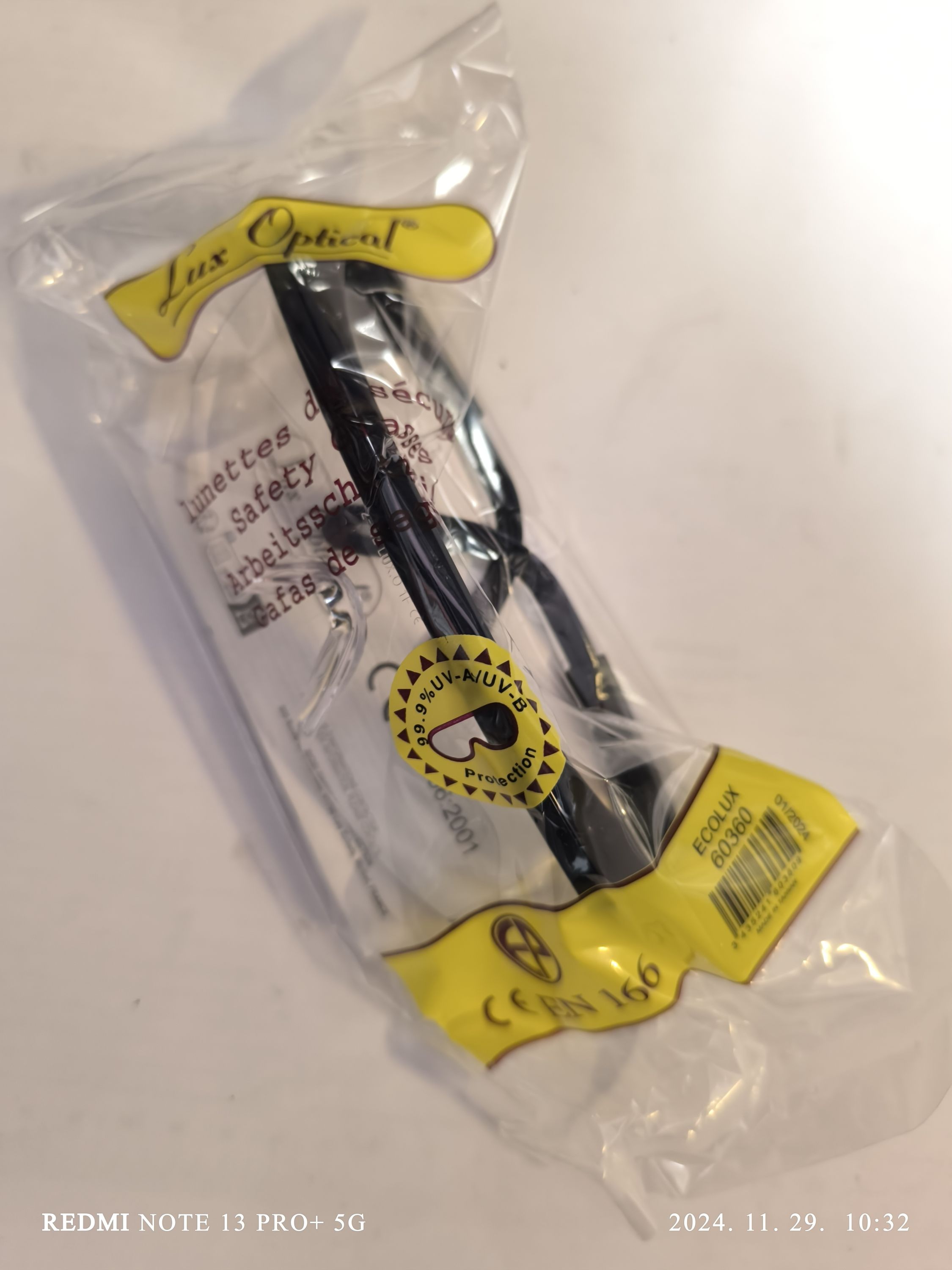 ECOLUX Fekete keret víztiszta szemüveg termék fő termékképe