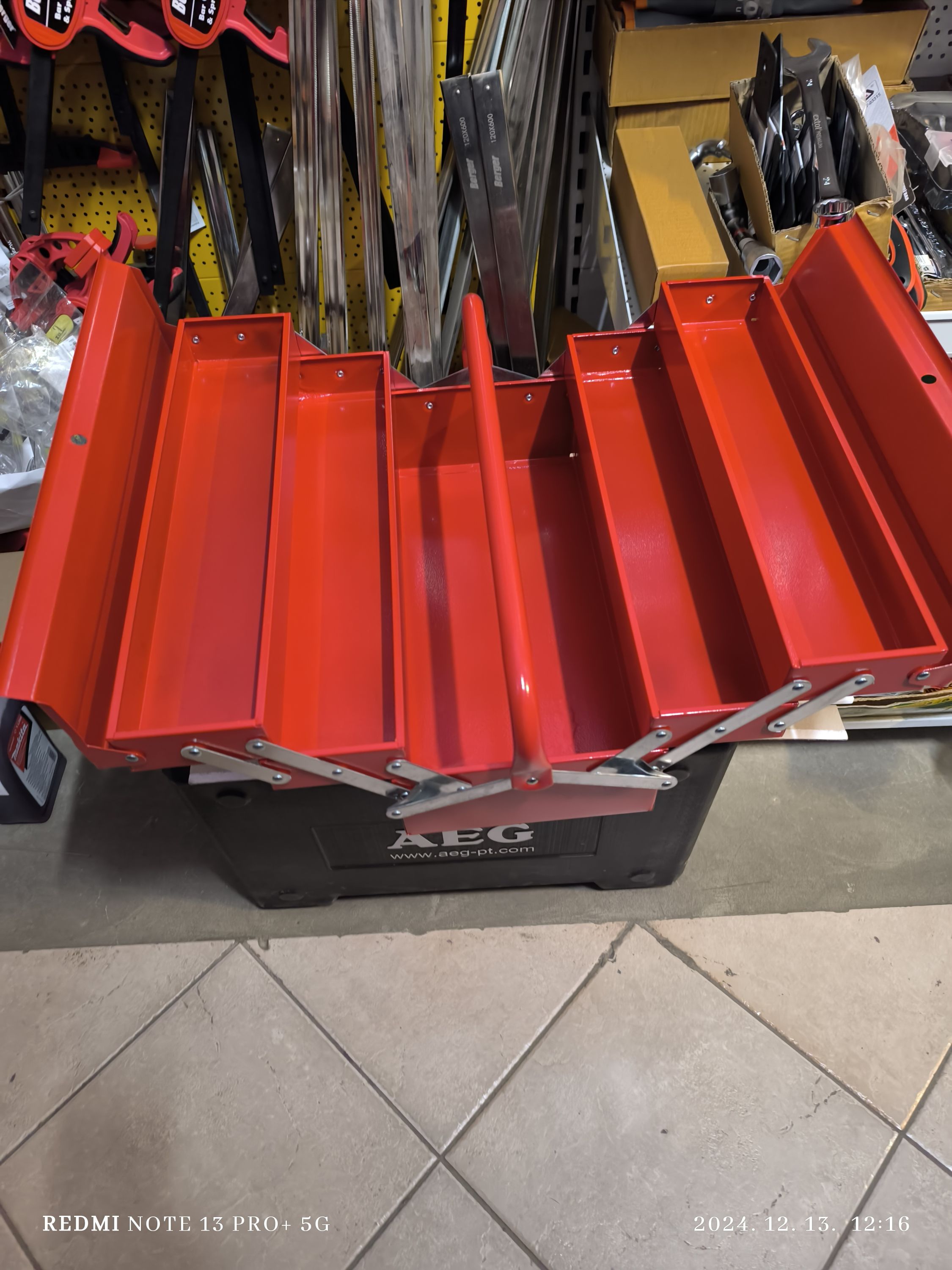 EXTOL PREMIUM Szerszámosláda fém 40x20x20cm, 5 rekesz, festet termék fő termékképe