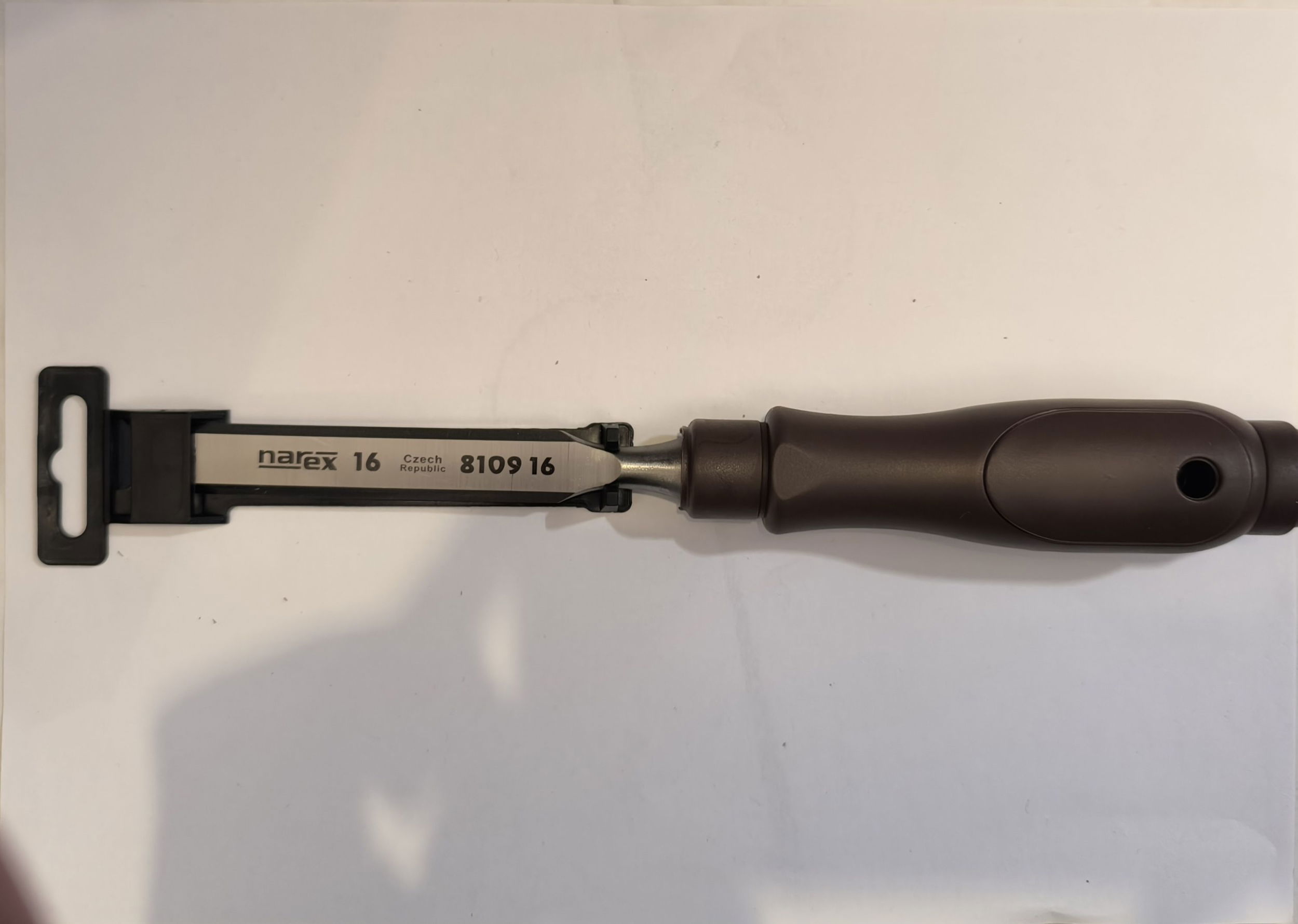 NAREX NAREX-BYSTR Asztalosvéső műanyag nyéllel 18mm termék fő termékképe